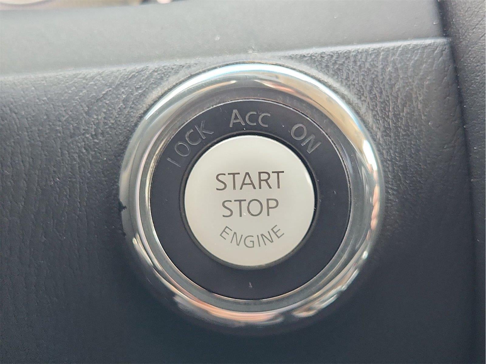 2015 INFINITI QX80 Base