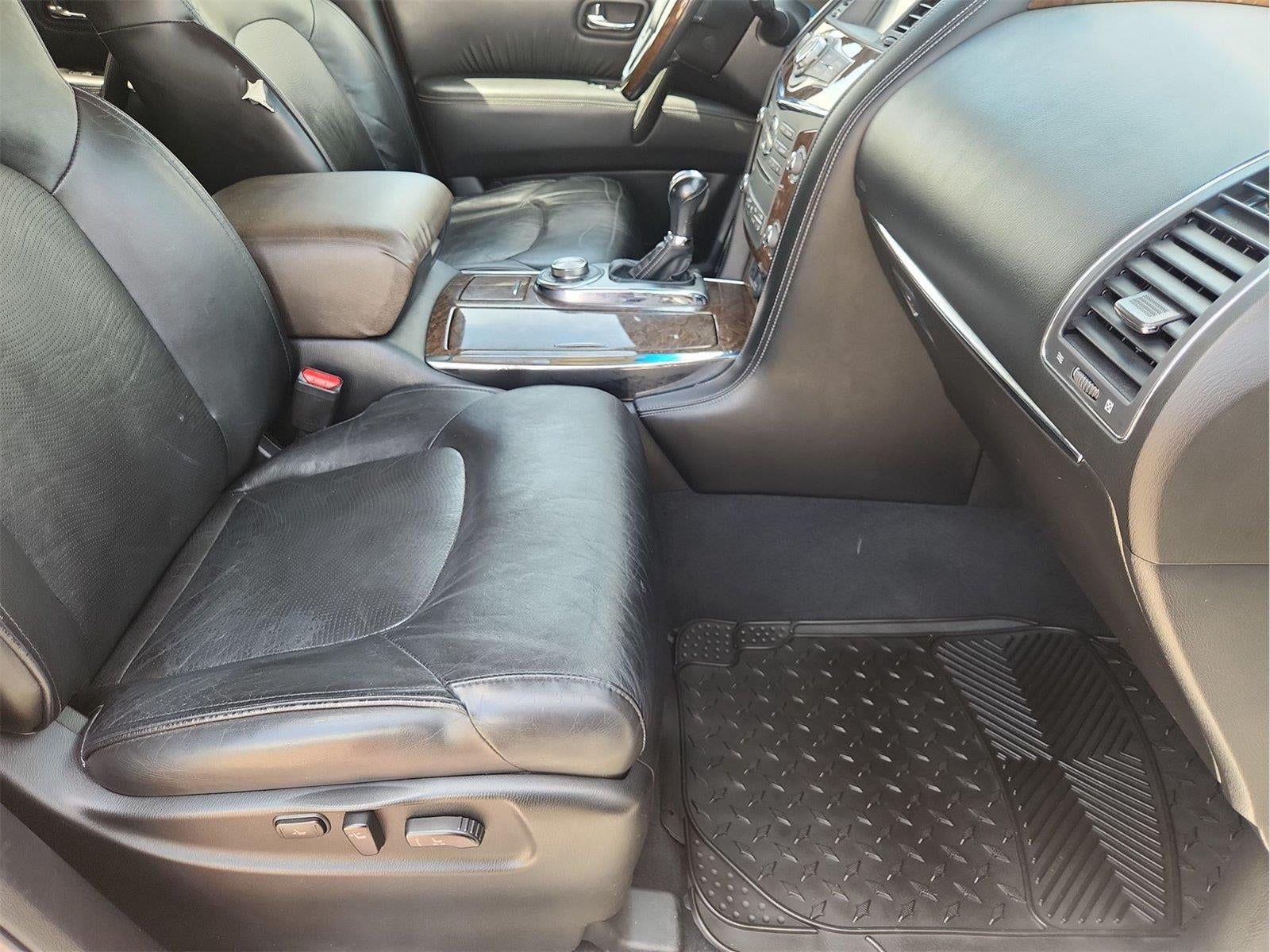 2015 INFINITI QX80 Base