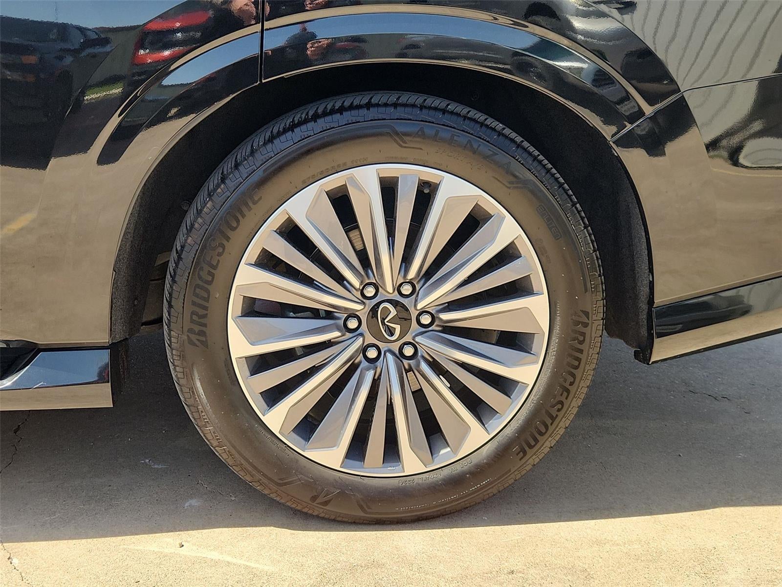 2025 INFINITI QX80 SENSORY