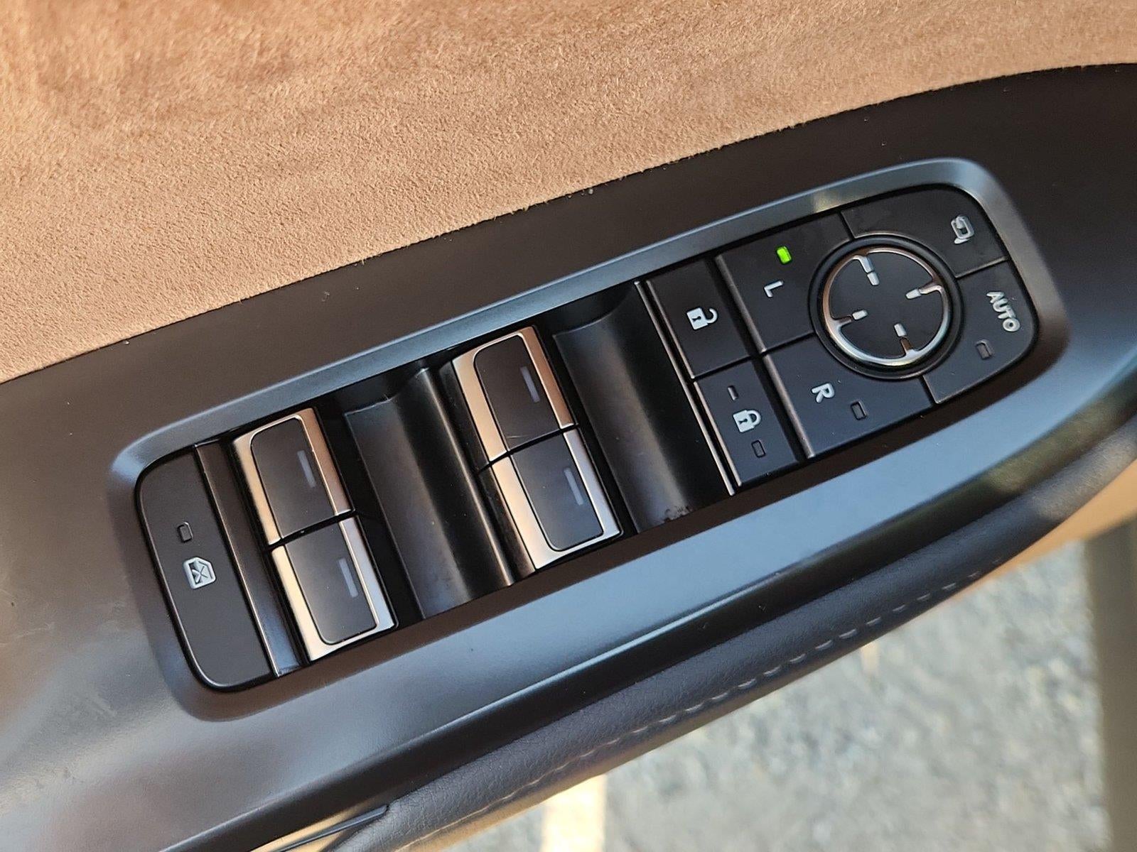 2023 Lexus RZ RZ 450e Luxury