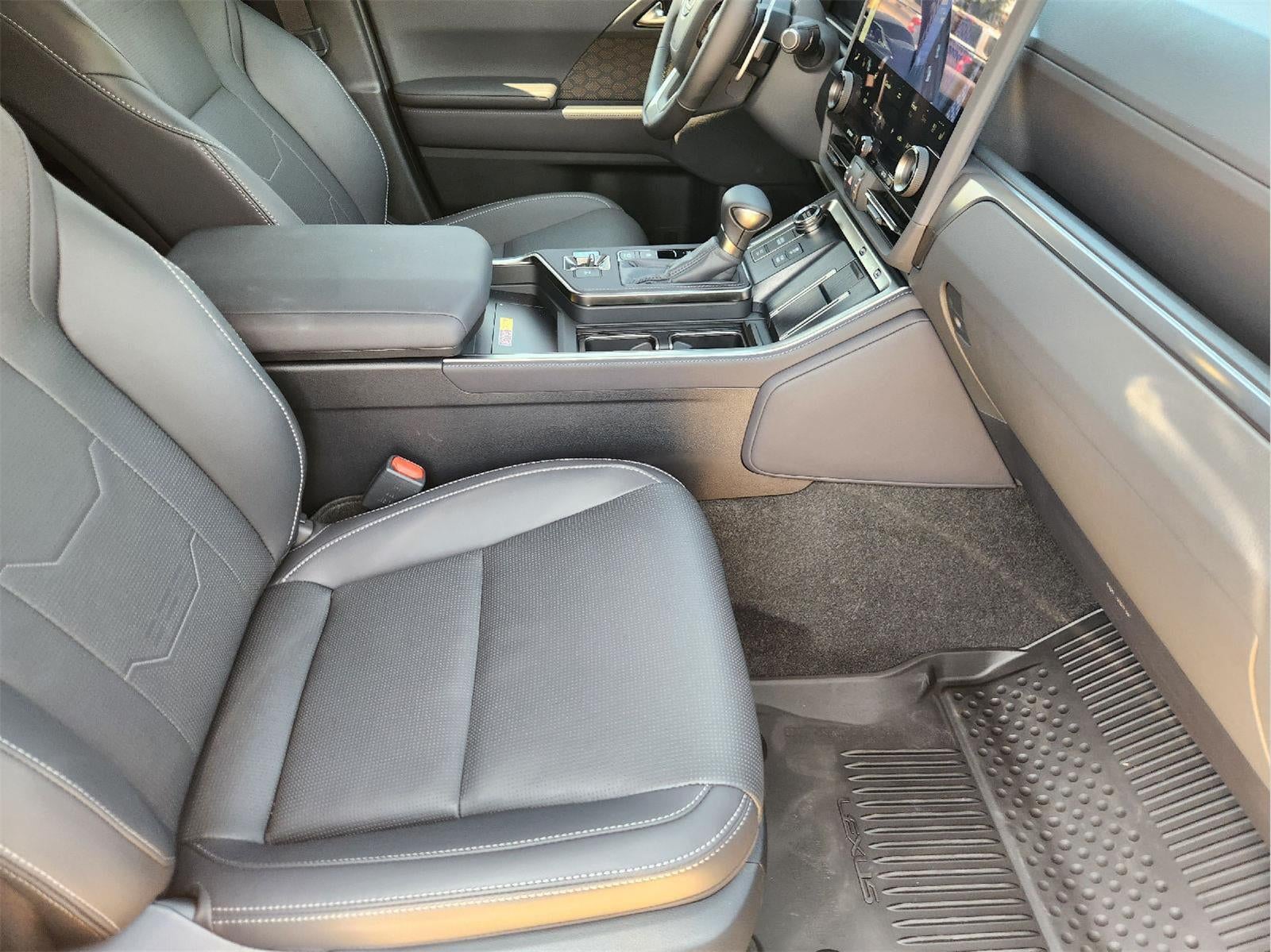 2026 Lexus GX GX 550 Luxury