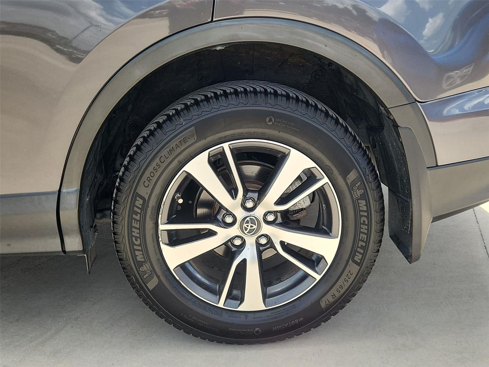2016 Toyota RAV4 XLE