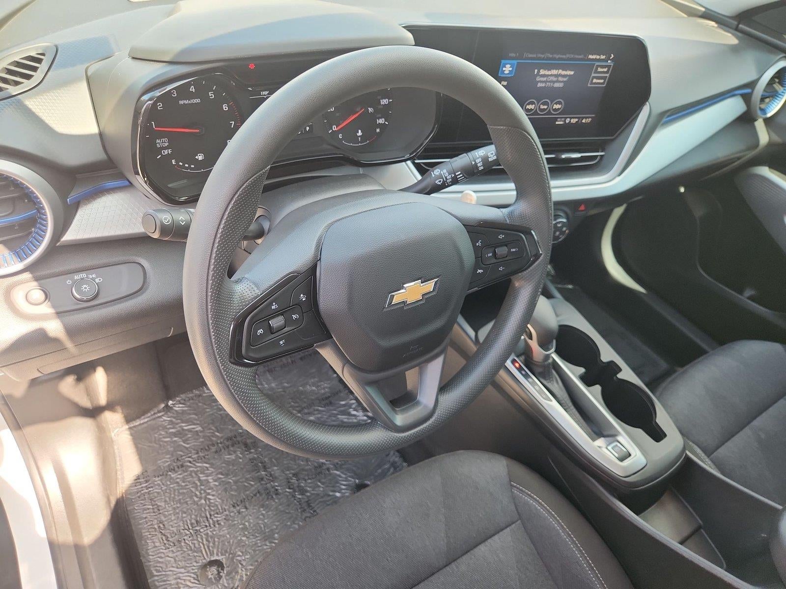 2025 Chevrolet Trax LS
