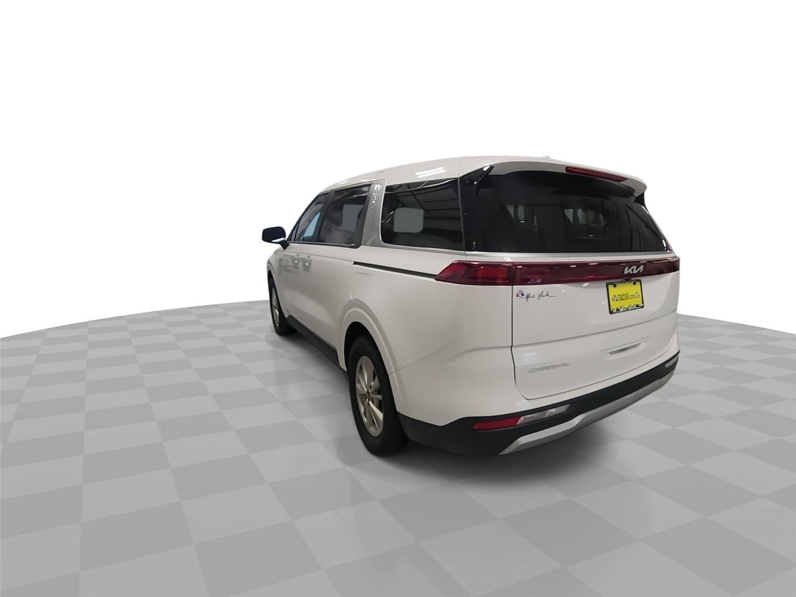 2024 Kia Carnival LX