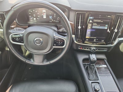 2018 Volvo S90 Momentum