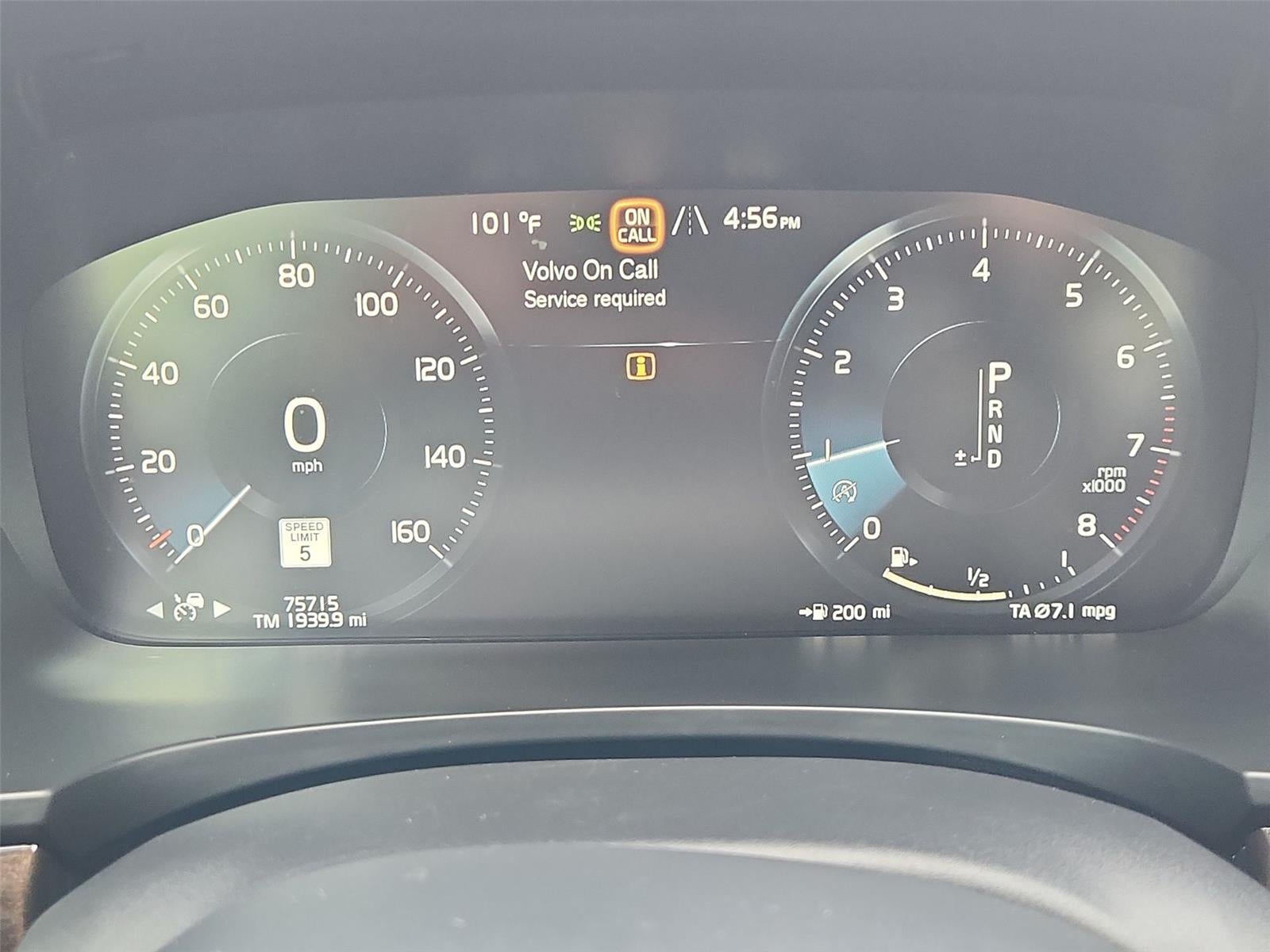 2018 Volvo S90 Momentum