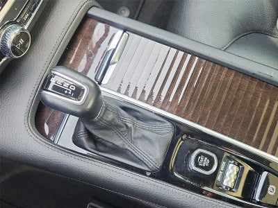 2018 Volvo S90 Momentum