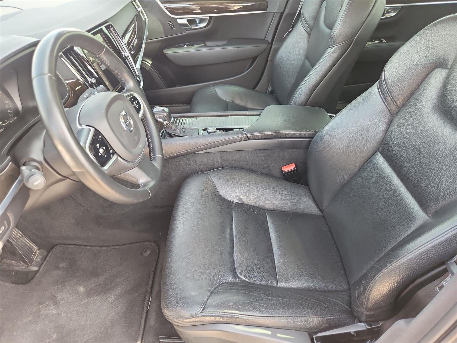 2018 Volvo S90 Momentum
