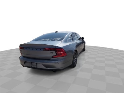 2018 Volvo S90 Momentum