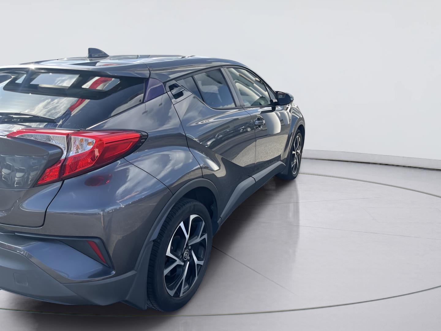 2021 Toyota C-HR XLE