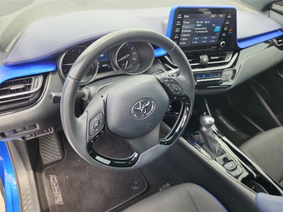 2022 Toyota C-HR XLE