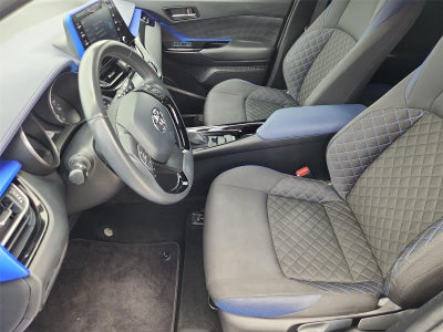 2022 Toyota C-HR XLE