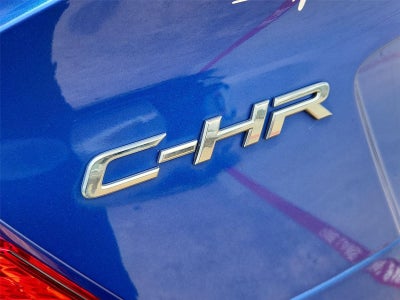 2022 Toyota C-HR XLE