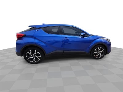 2022 Toyota C-HR XLE