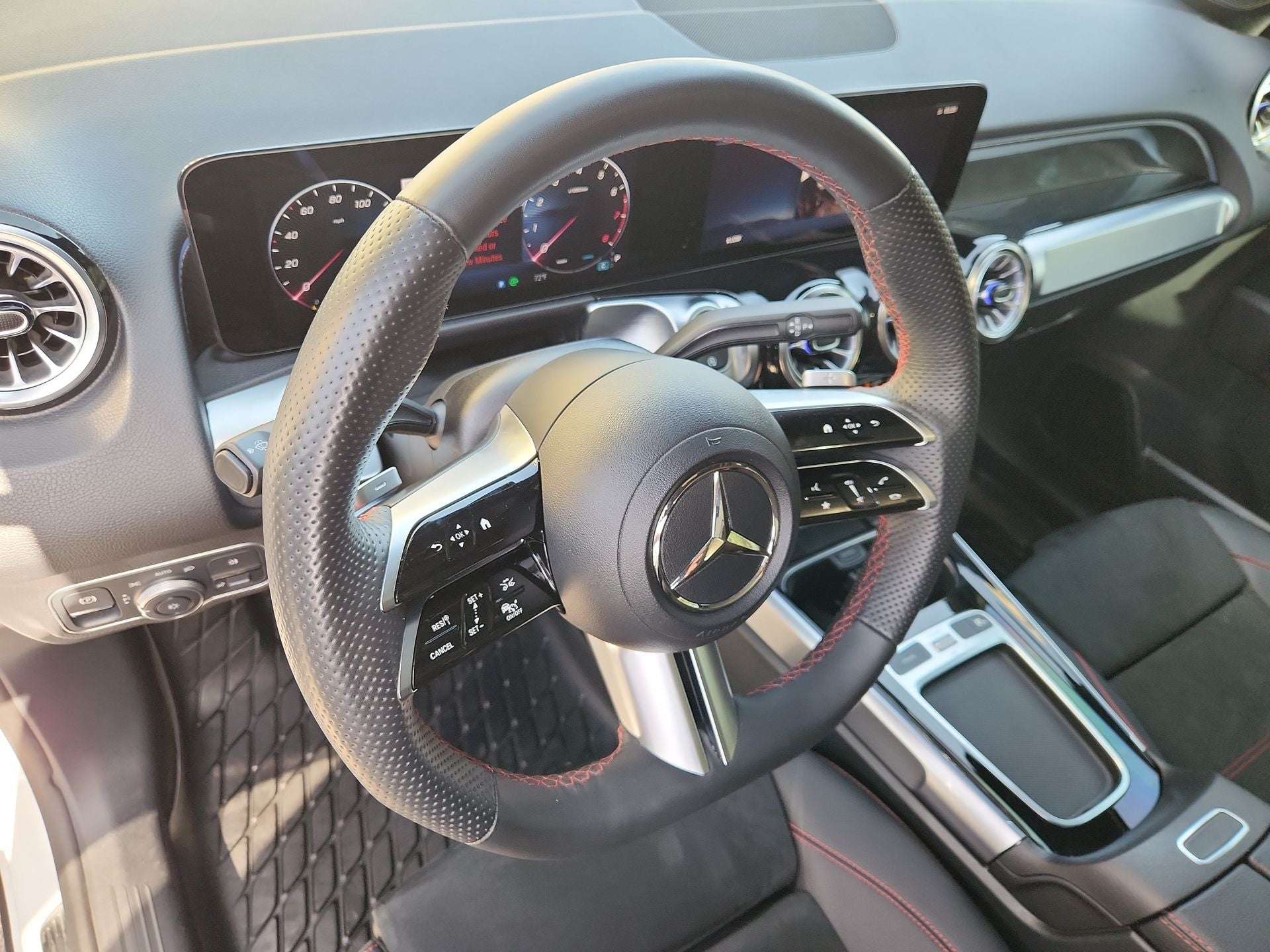 2024 Mercedes-Benz GLB 250 GLB 250