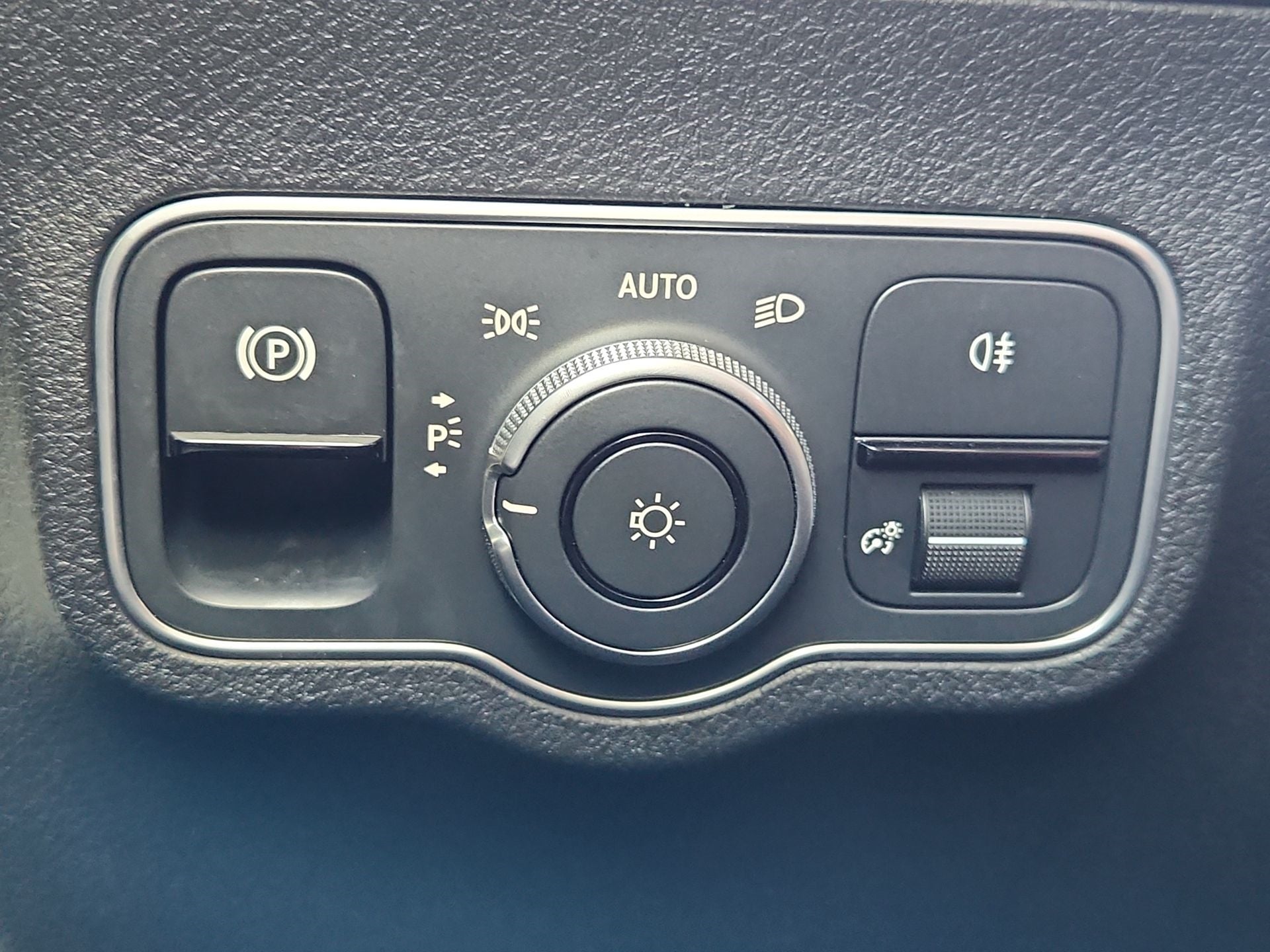 2024 Mercedes-Benz GLB 250 GLB 250