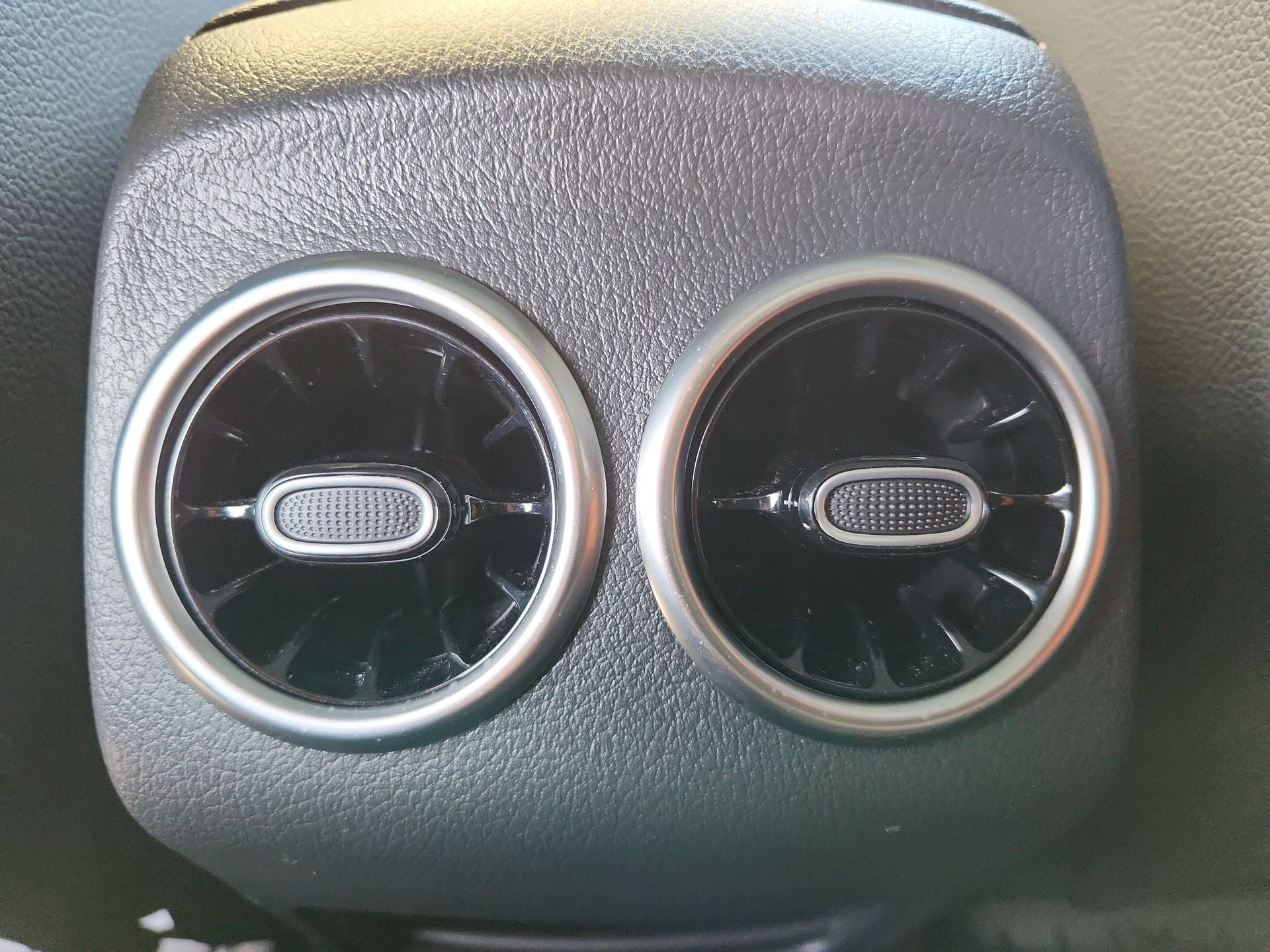 2024 Mercedes-Benz GLB 250 GLB 250
