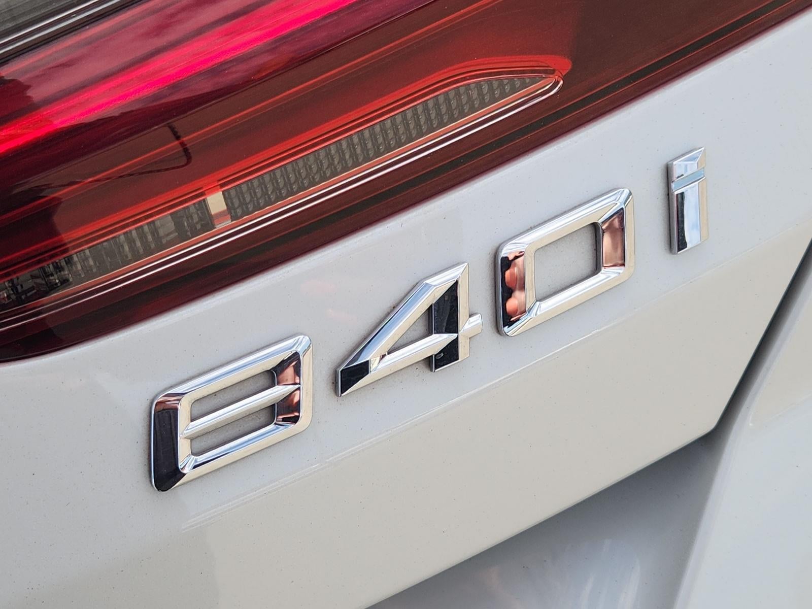 2022 BMW 8 Series 840i