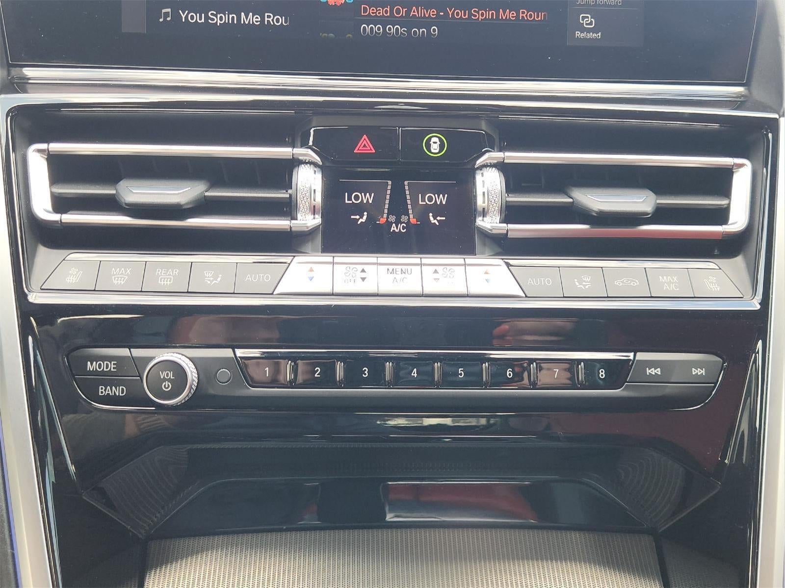 2022 BMW 8 Series 840i