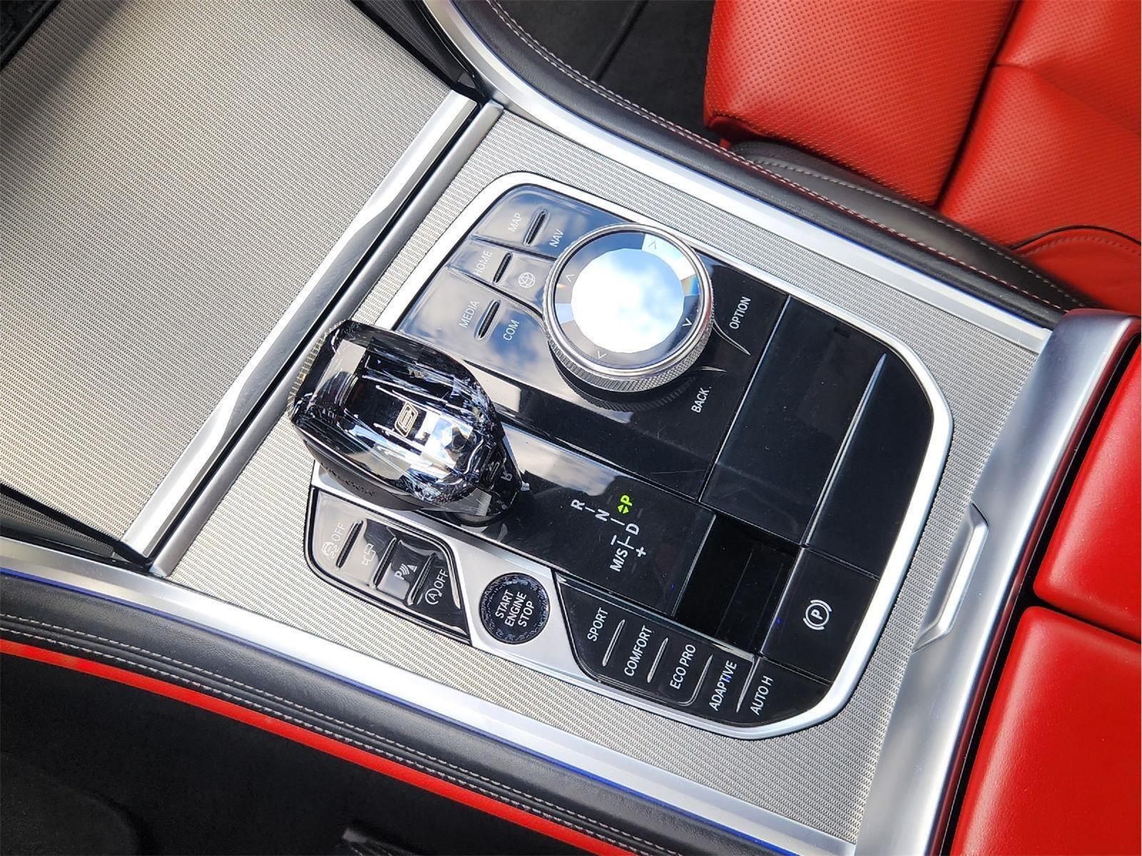 2022 BMW 8 Series 840i