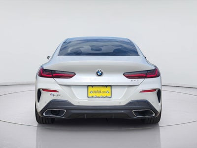 2022 BMW 8 Series 840i