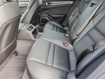 2023 Porsche Panamera Platinum Edition
