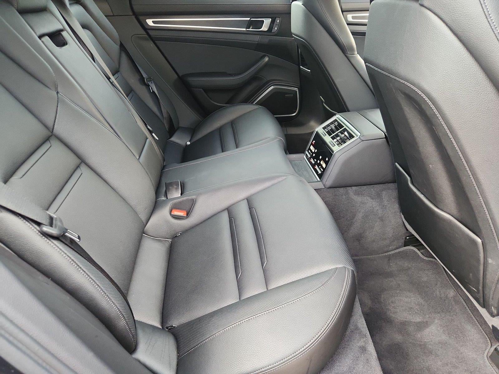2023 Porsche Panamera Platinum Edition