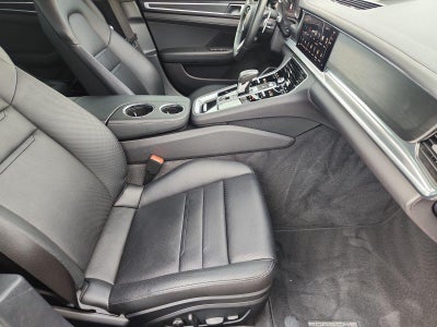 2023 Porsche Panamera Platinum Edition