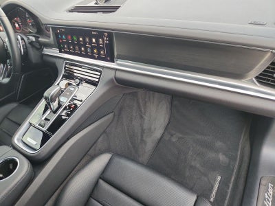 2023 Porsche Panamera Platinum Edition