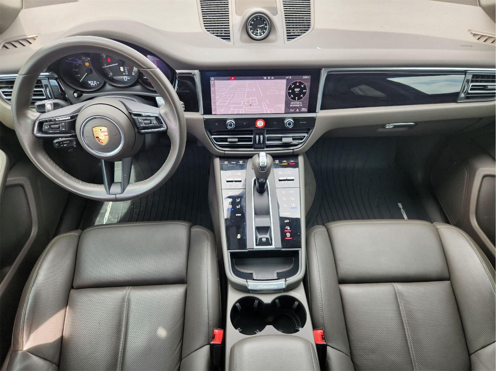 2022 Porsche Macan AWD