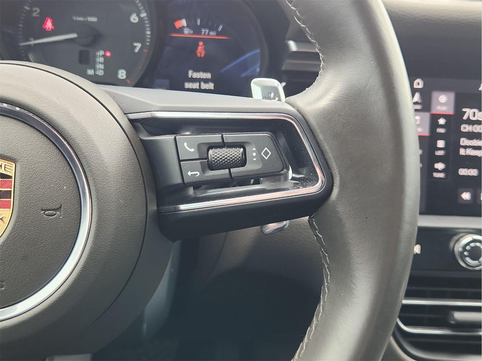 2022 Porsche Macan AWD