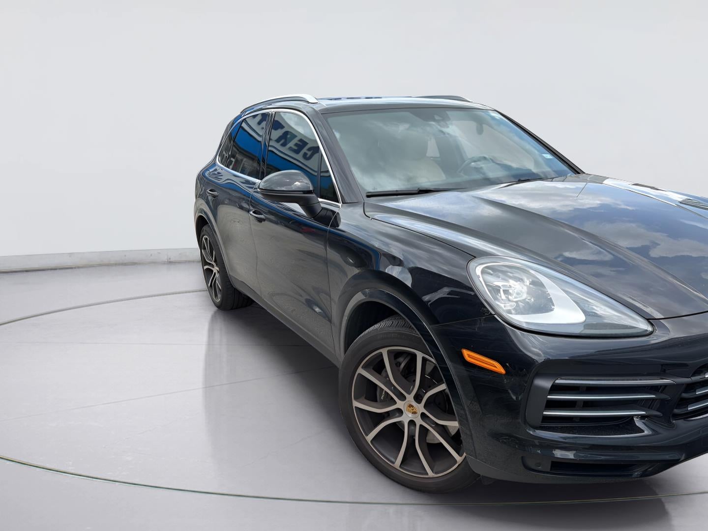 2022 Porsche Cayenne Base