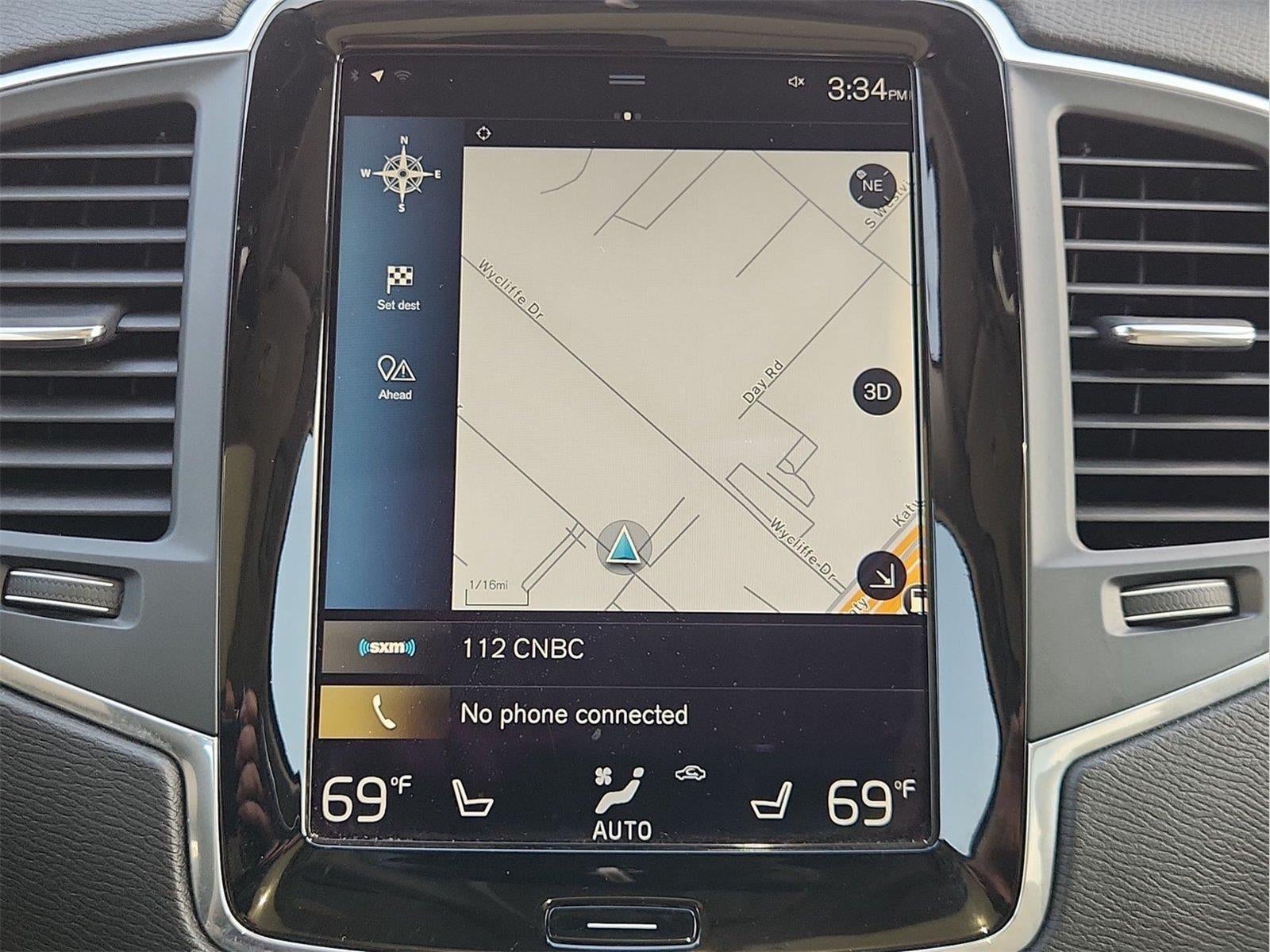 2017 Volvo XC90 Momentum