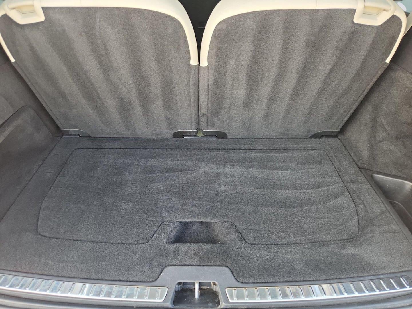 2017 Volvo XC90 Momentum