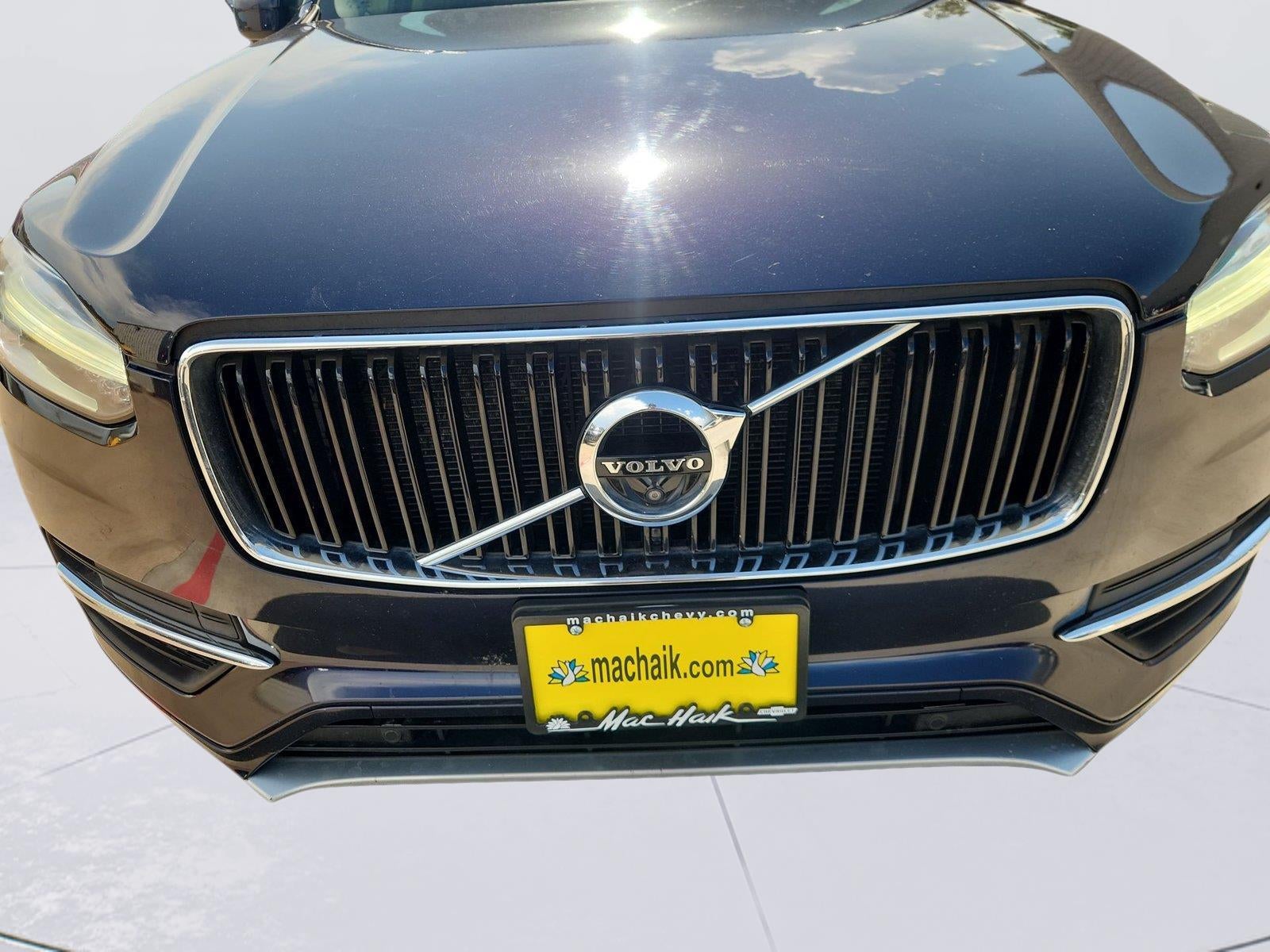 2017 Volvo XC90 Momentum