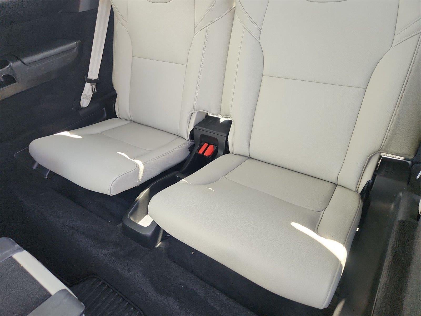 2017 Volvo XC90 Momentum