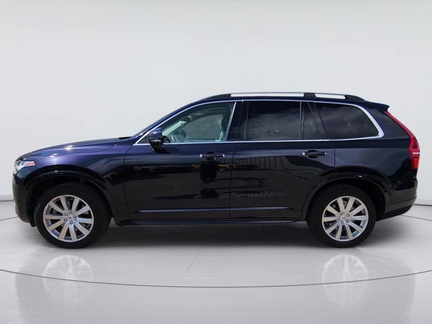 2017 Volvo XC90 Momentum
