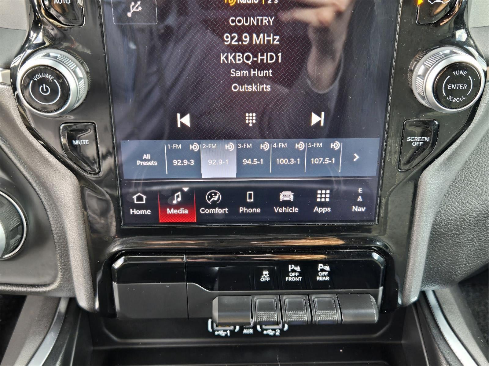 2025 RAM 1500 Lone Star