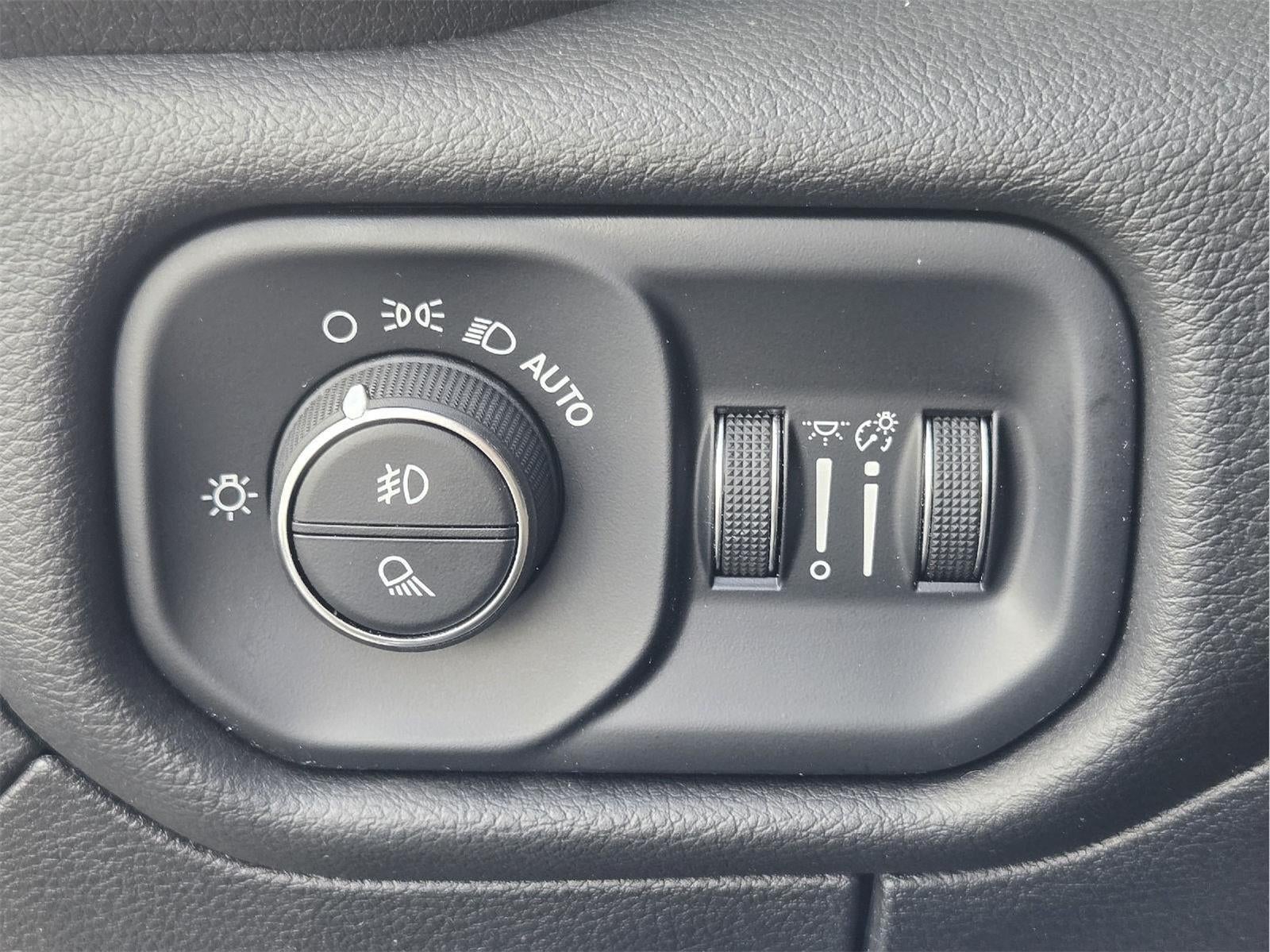2025 RAM 1500 Lone Star