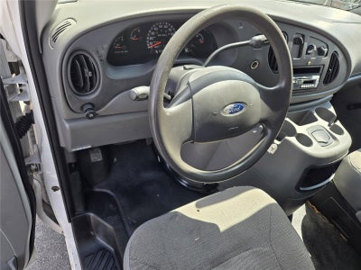 2003 Ford Econoline Commercial Cutaway Standard