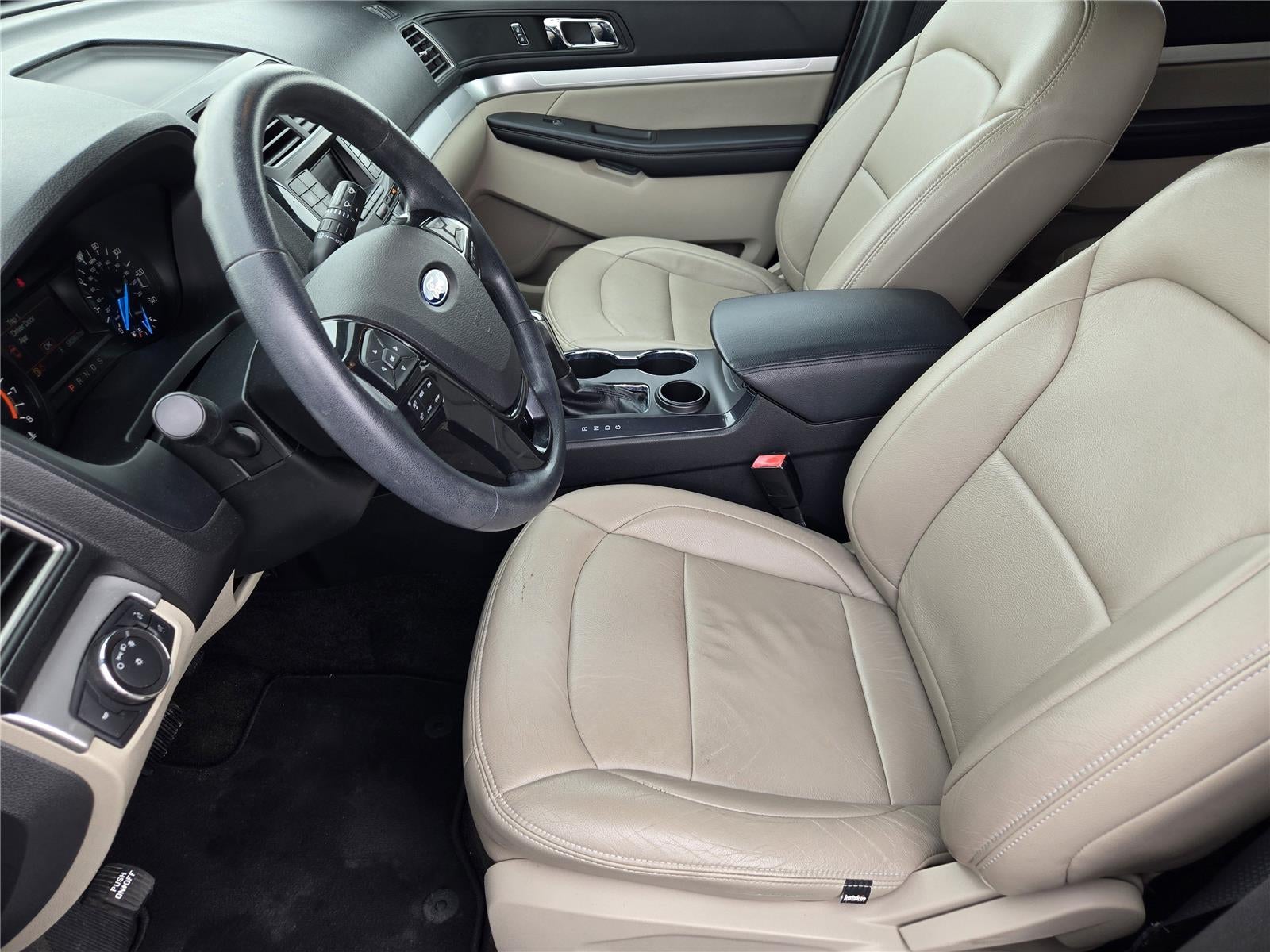 2018 Ford Explorer Base