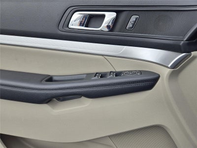 2018 Ford Explorer Base