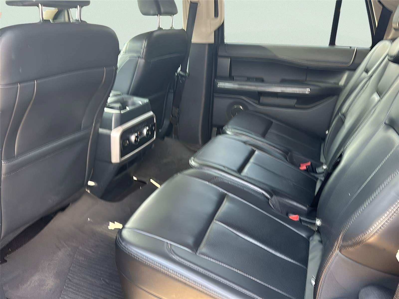 2022 Ford Expedition Max XLT
