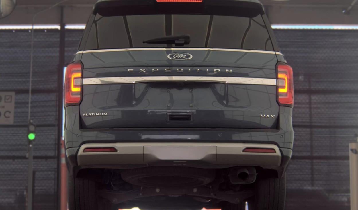 2023 Ford EXPEDITION MAX PLATIN