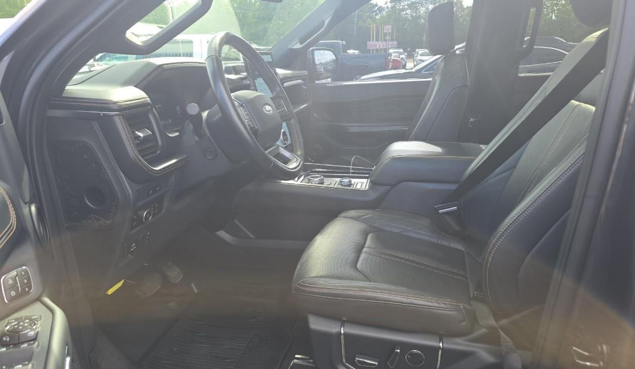 2023 Ford EXPEDITION PLATIN