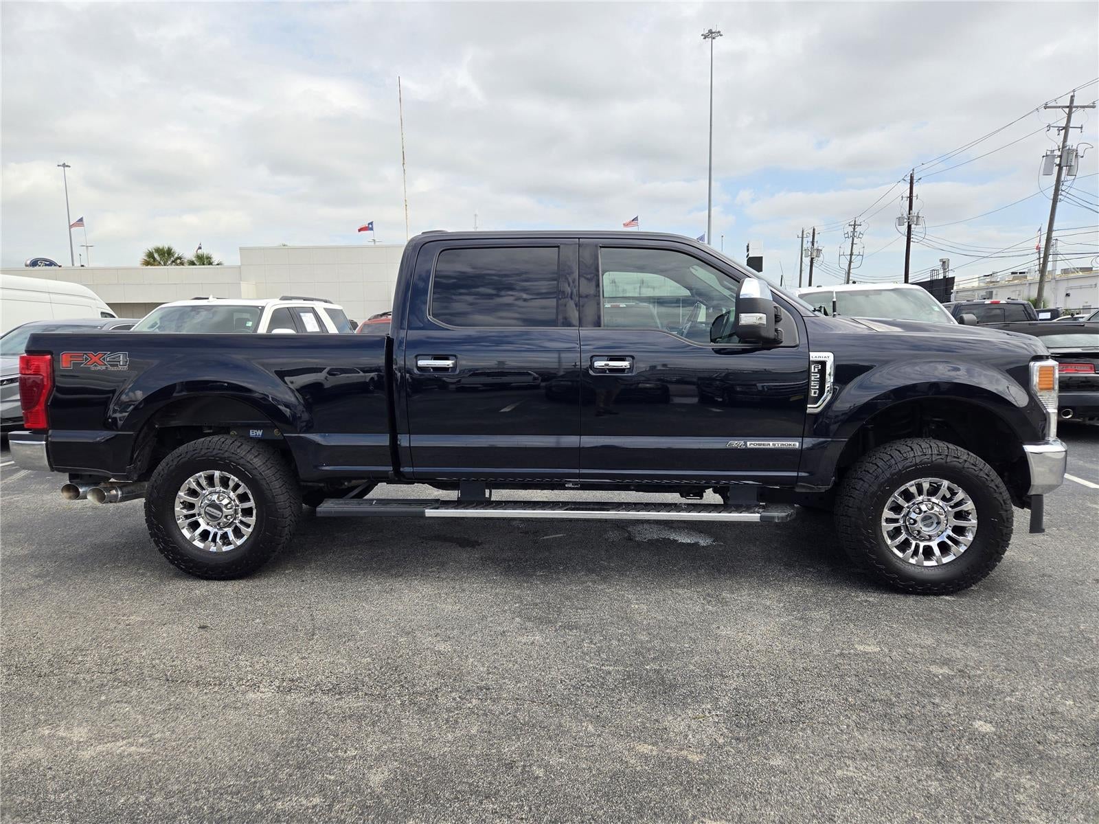 2022 Ford Super Duty F-250 SRW LARIAT