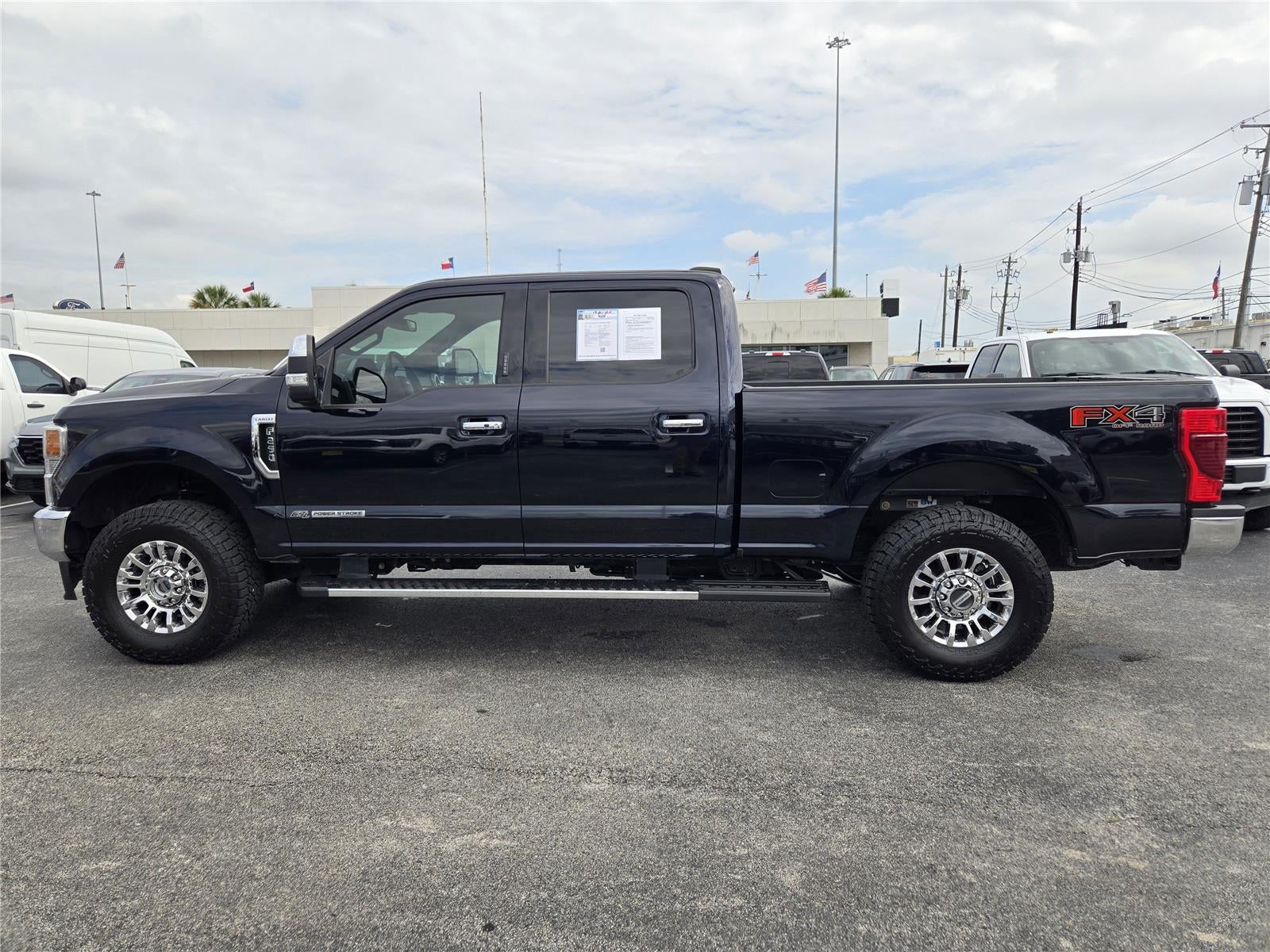 2022 Ford Super Duty F-250 SRW LARIAT