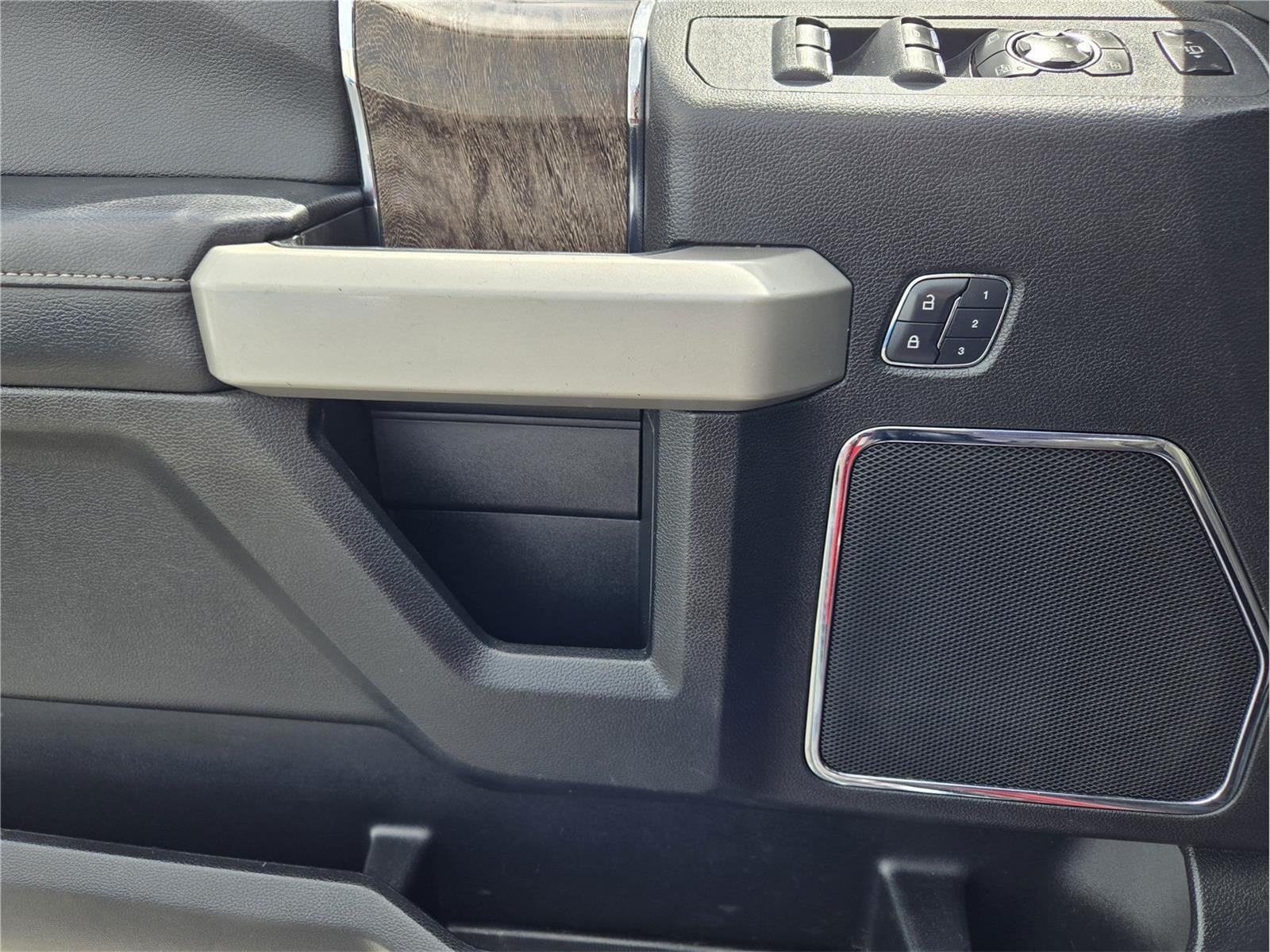 2018 Ford Super Duty F-250 SRW LARIAT