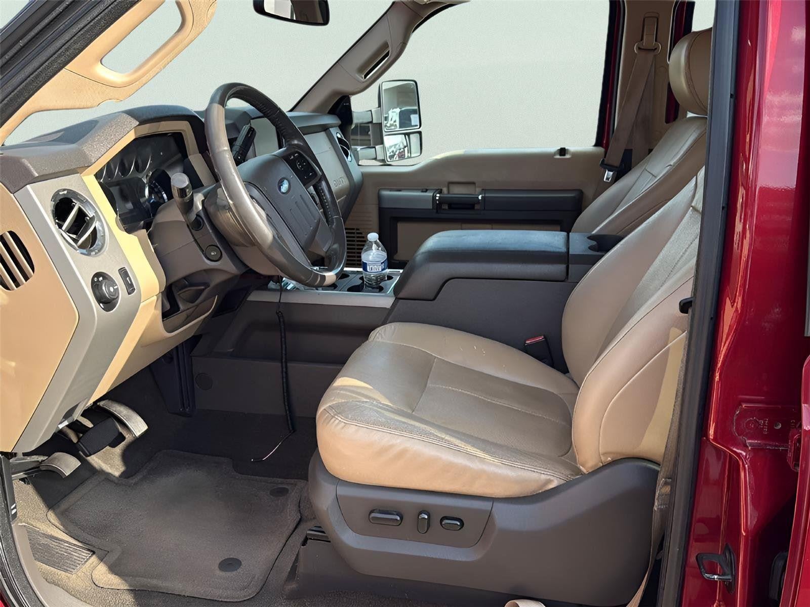 2015 Ford Super Duty F-250 SRW Lariat