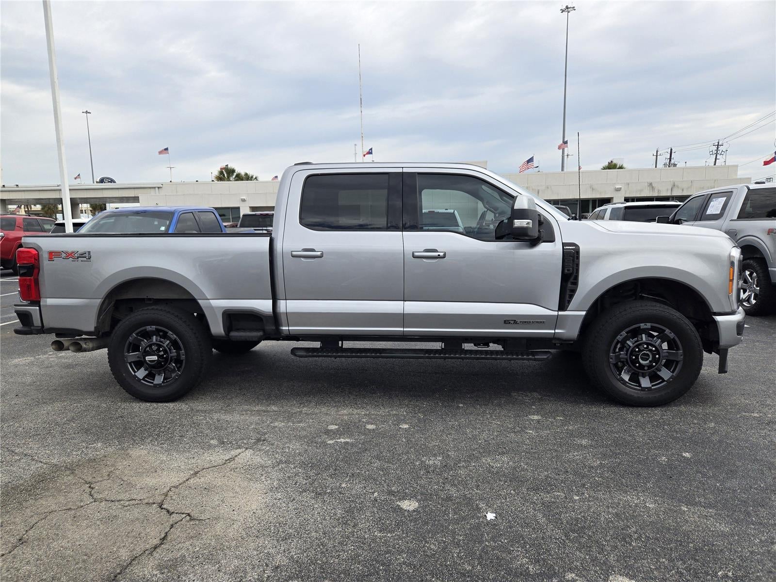 2023 Ford Super Duty F-250 Lariat